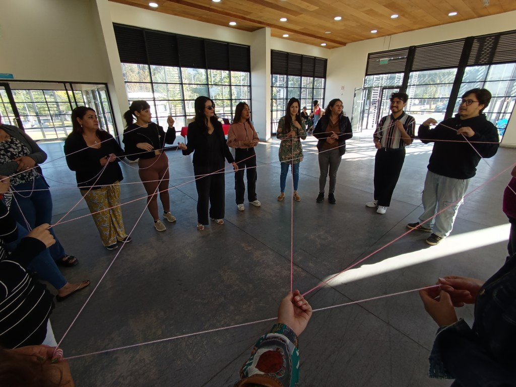 Mujeres de Talagante participaron en talleres para fortalecer su bienestar integral